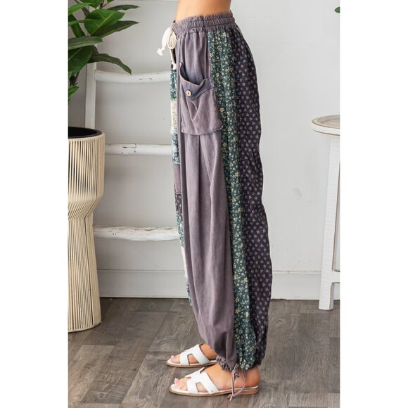 The Oli & Hali Washed Mixed Print Wide Leg Pants Size Small - Picture 6 of 7